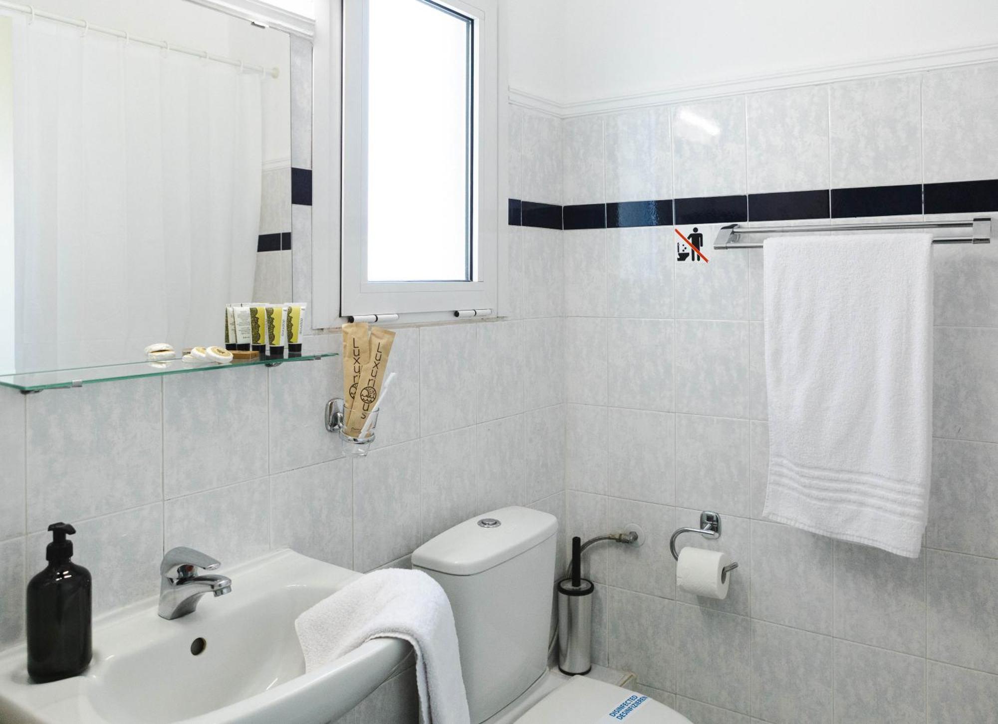 Anesis Hotel Kozani Esterno foto